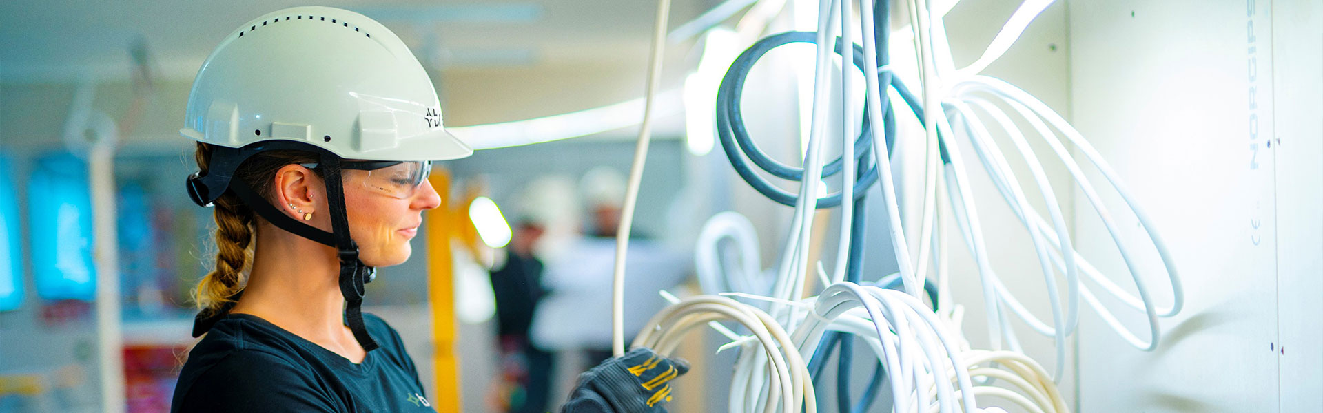 bravida_1920x600electricity-1