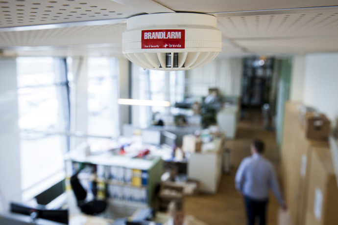 Brandlarmsinstallation i taket