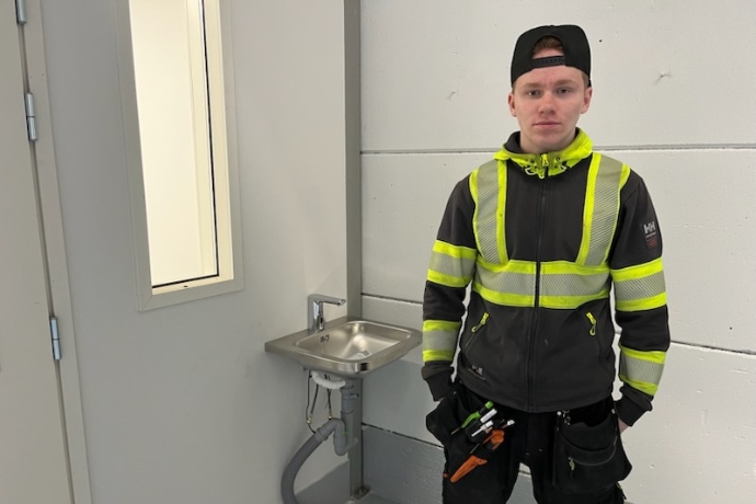 Kesätöissä Bravidalla Leo