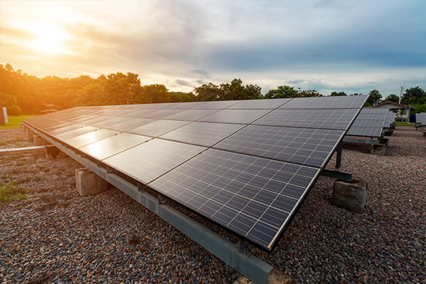 Bravida Imatra suunnittelee ja toimittaa aurinkopaneeleita