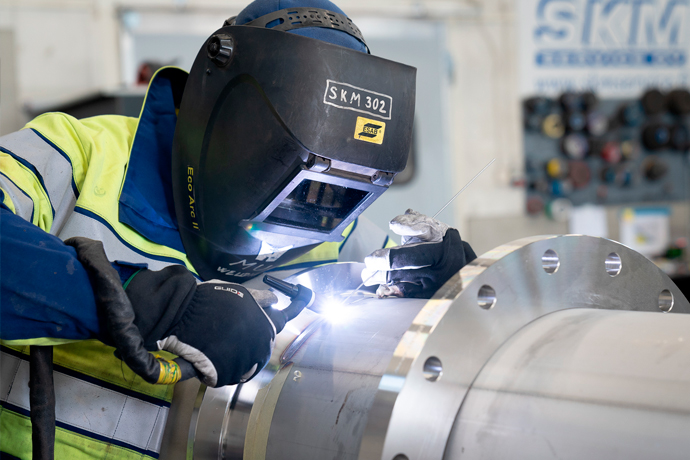 Bravida toteuttaa teollisuuden prosessiputkistoja