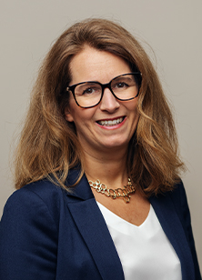 karin-stalhandske_2022-222x308px.jpg